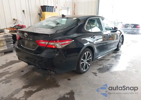 2019 Toyota Camry L z USA, uszkodzony, nr VIN 4T1B11HK2KU178839